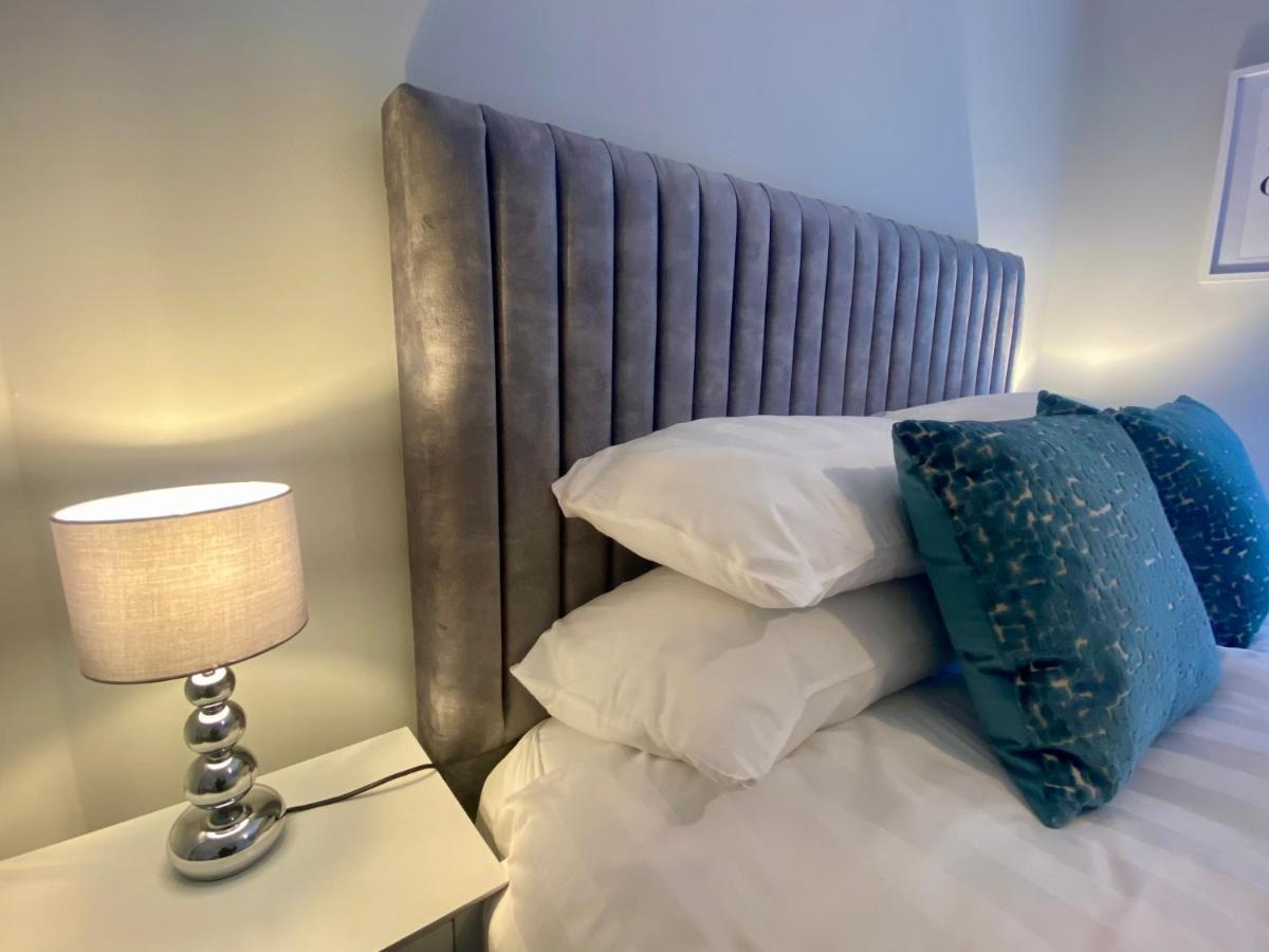 Superb City Centre Apartment Within The City Walls Йорк Екстериор снимка